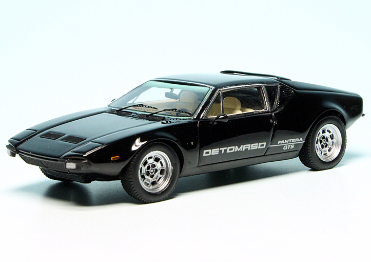 シュコー 1/43 デ・トマソ パンテーラ GTS 1973 Black【新品】-