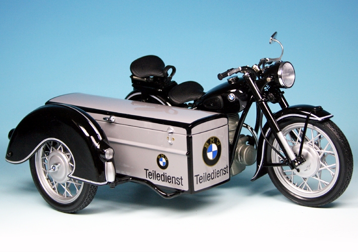 BMW R25/3 with Steib load-side-car (1953-1956) 